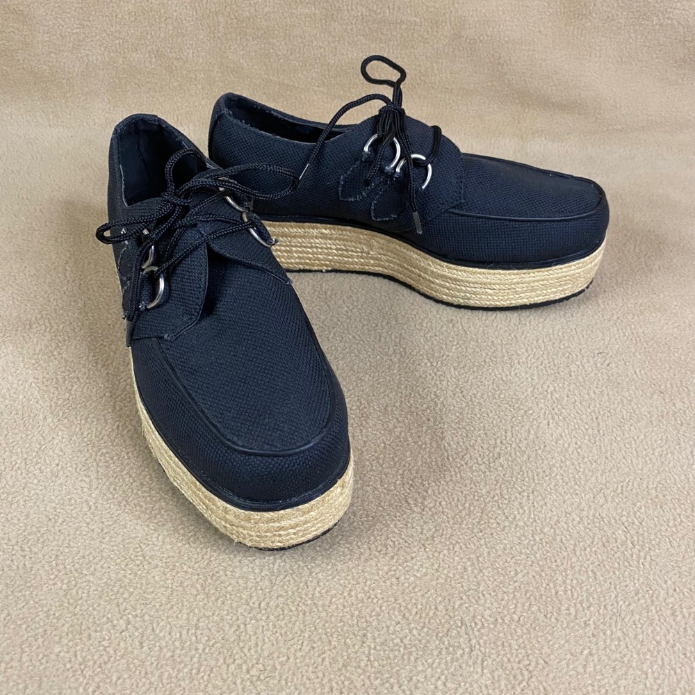 TUK Footwear Black Canvas Platform Shoe Sneaker Lace‎ Up Women's Casual US 7 EUC